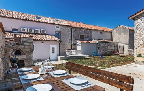 Cokuni House | 3 Bedroom Gorgeous Home In Duga Uvala