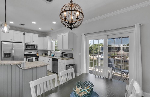 White Marlin Beach House | 3 Bedroom Home in Islamorada with Private Dock, Boat Ramp & private beach access