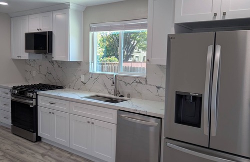 Whisman Station House | 3-bedroom house in charming Mountain View with AC