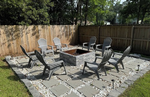 Ocean Springs House | 3-bedroom house in awesome Ocean Springs with WiFi, AC