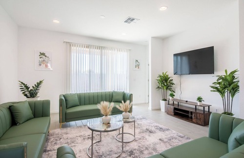 Laveen Village House | 3-bedroom house in amazing Laveen with WiFi, AC