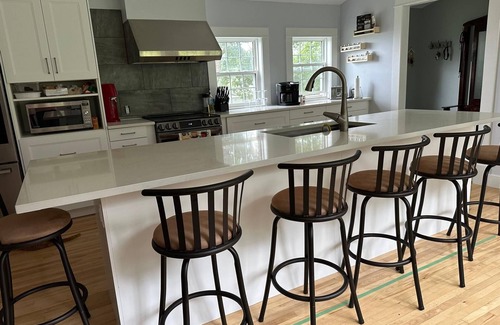 Sandy Cove House | 3-bedroom house in charming Sandy Cove, Digby neck. AC, WiFi. Enjoy a cozy stay.