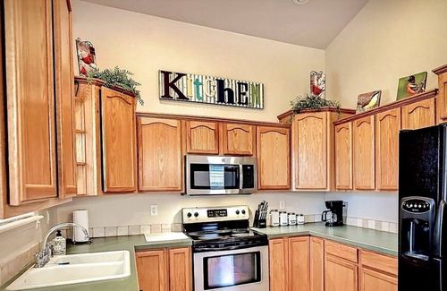 Jerome House | 3-bedroom house in charming Jerome with AC