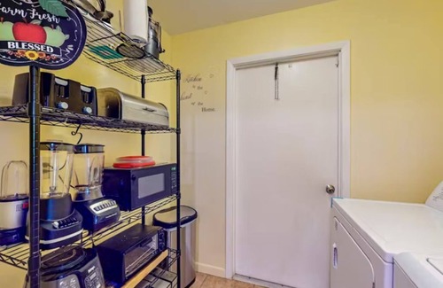 Ocala House | 3-bedroom house in charming Ocala with AC, WiFi. Enjoy your stay
