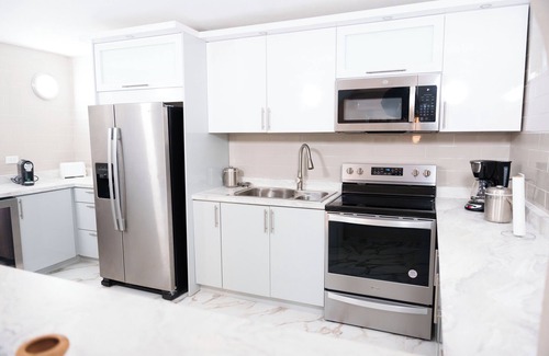 Carolina House | 3-bedroom house in delightful Carolina with Wi-Fi, AC and a lovely pool.