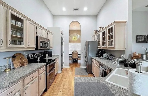 Fairvilla House | 3-bedroom house in delightful Orlando with AC, WiFi. Enjoy your stay