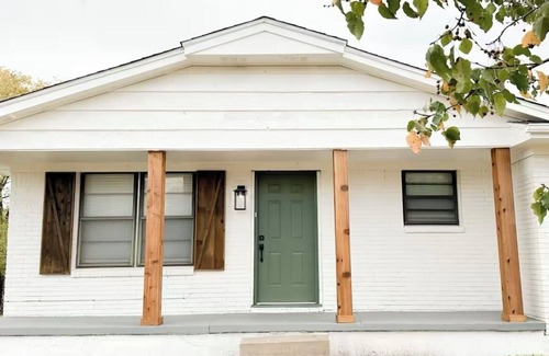 Lawton House | 3-bedroom house in enchanting Lawton with fitness room, AC, WiFi