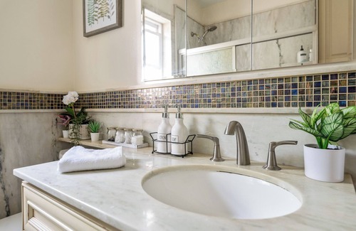 Southeast Orlando House | 3-bedroom house in marvelous Orlando with AC