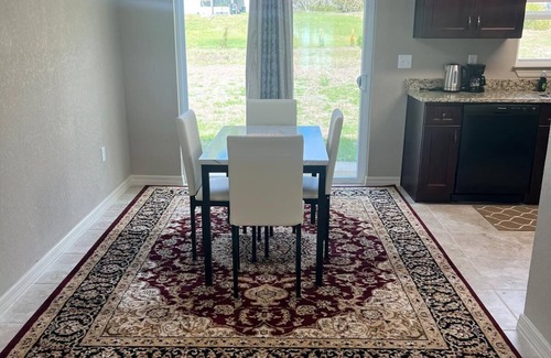 Ocala House | 3-bedroom house in serene Ocala with WiFi, AC. Enjoy your stay