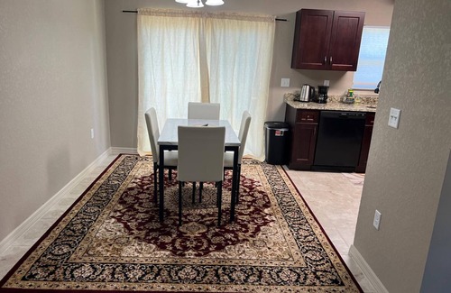 Ocala House | 3-bedroom house in serene Ocala with WiFi, AC. Enjoy your stay