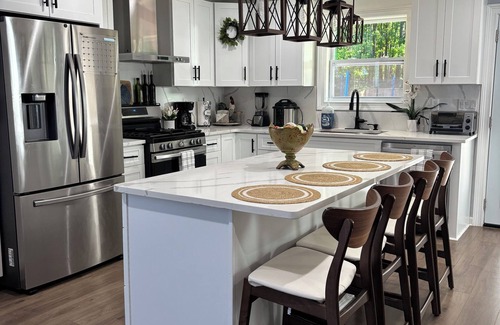 McDonough House | 3-bedroom house in welcoming McDonough with AC, WiFi. Enjoy your stay