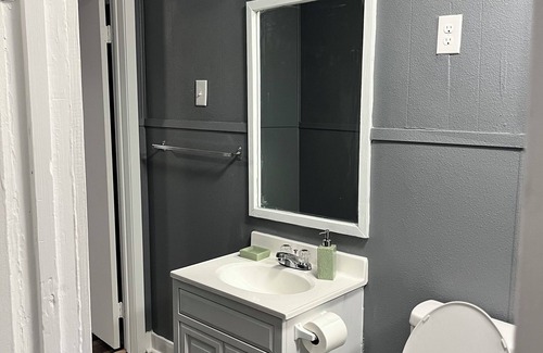 Sunshine House | 3-bedroom house with AC, WiFi in Plaquemine/CONTRACTOR FRIENDLY