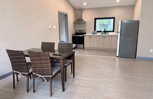 Lakefield Cabin | 3-bedroom Lakefront Villa #2