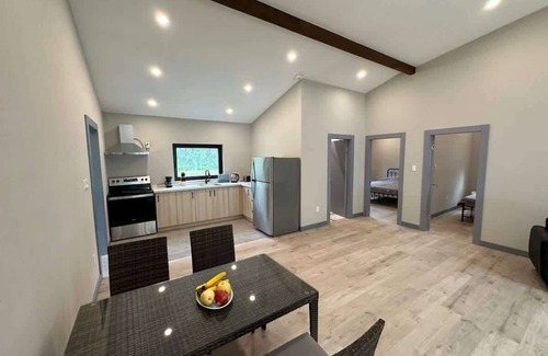 Lakefield Cabin | 3-bedroom Lakefront Villa #8