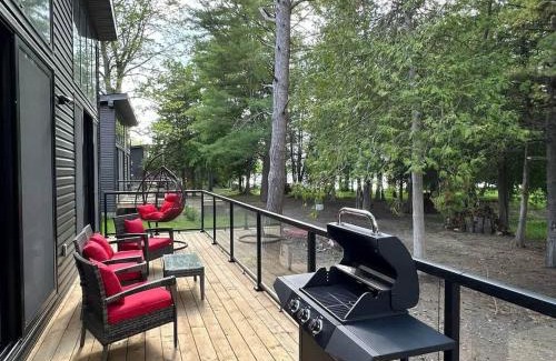 Lakefield House | 3-bedroom Lakefront Villa #8