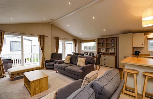 Pevensey House | 3 bedroom Lodge at Pevensey Bay