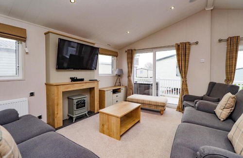 Pevensey House | 3 bedroom Lodge at Pevensey Bay
