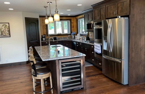 Granite Falls Cabin | 3-bedroom log cabin just steps from Lake Rhodhiss with private boat dock.