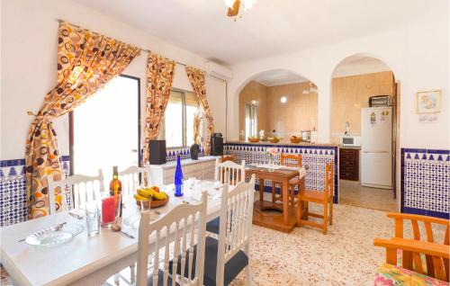 Olivares House | 3 Bedroom Lovely Home In Olivares