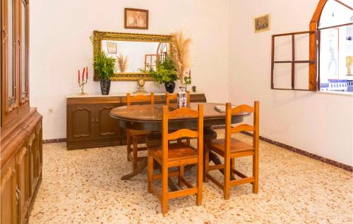 Olivares House | 3 Bedroom Lovely Home In Olivares