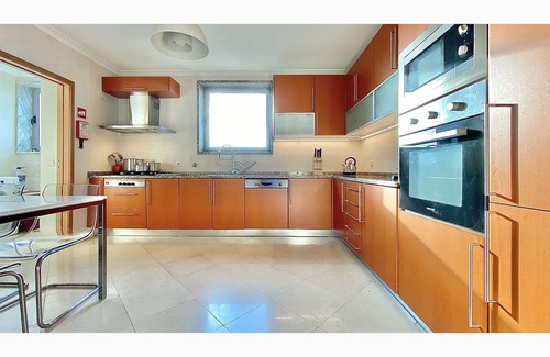 Canidelo Apartment | 3 bedroom luxury duplex by the sea