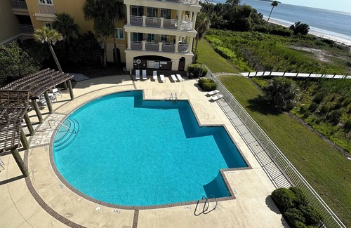 Daufuskie Island Condo | 3-bedroom Oceanfront condo on amazing Daufuskie Island with AC, WiFi