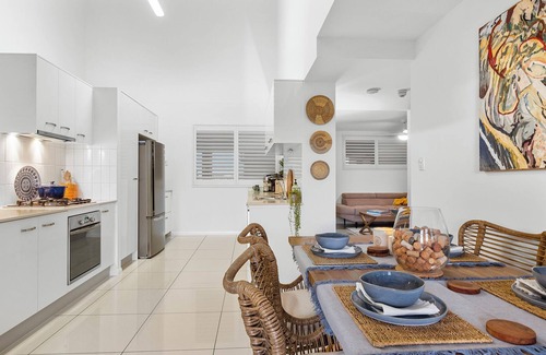 Bongaree Apartment | 3 Bedroom Penthouse-Short Walk to Sandstone Point - QLD