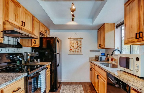 Prescott House | 3-bedroom pet friendly Lake home in amazing Prescott with WiFi. Enjoy your stay