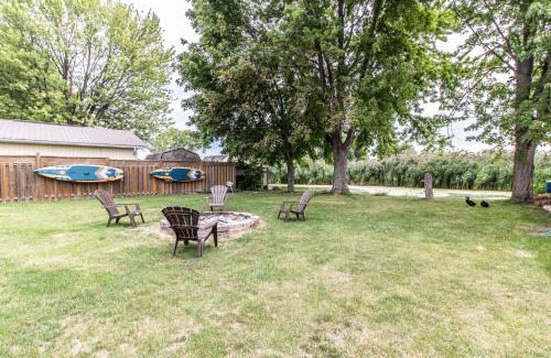 Pointe aux Roches House | 3 bedroom Poolside paradise near Marina