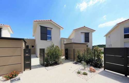 Castelnau-le-Lez House | 3 Bedroom Private vacation home in Castelnau-le-Lez