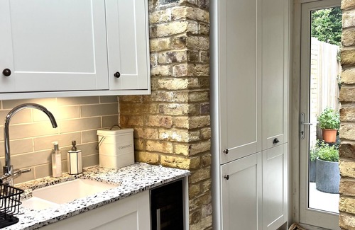 Hackney Downs House | 3 Bedroom Renovated Victorian Terrace House