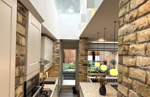 Hackney Downs House | 3 Bedroom Renovated Victorian Terrace House