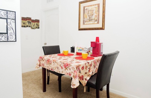 St. Cloud House | 3-bedroom space near the beautiful Lake Nona 20 minutes from the airport No Pet