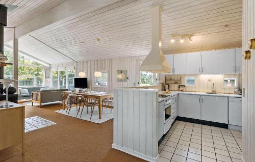 Blokhus House | 3 Bedroom Stunning Home In Blokhus