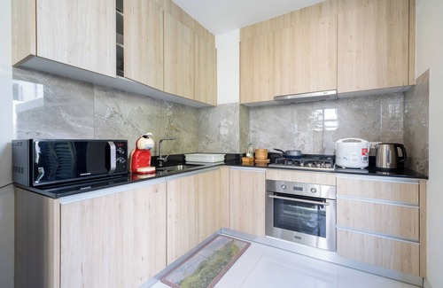Choeng Thale House | 3-bedroom townhome in charming Tambon Choeng Thale with WiFi, AC