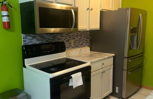 Eagan House | 3-bedroom townhome in Eagan MN close to the Mall of America, and MSP Airport.