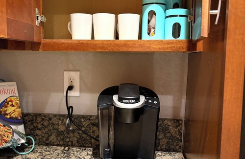 Naranja House | 3-bedroom townhome in tranquil Homestead with AC