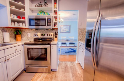 Dolphin's Cove House | 3-bedroom vacation home 14 minutes from St. Johns Town Center