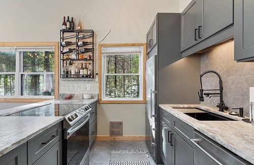 Campton House | 3+ bedroom vacation home near White Mountain National Forest