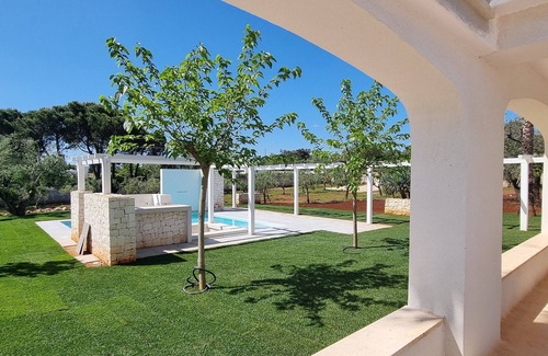 Carovigno Villa | 3 Bedroom Villa in Carovigno