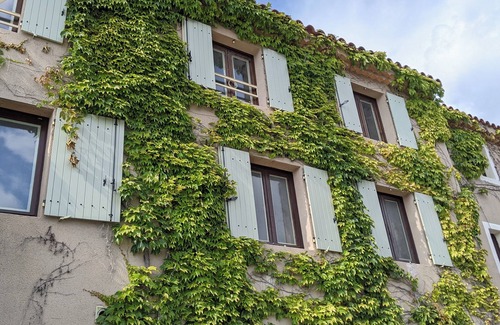 Vaugines Apartment | 3 Bedrooms, 3 Bathrooms with terrace - near Lourmarin - Apartment 5