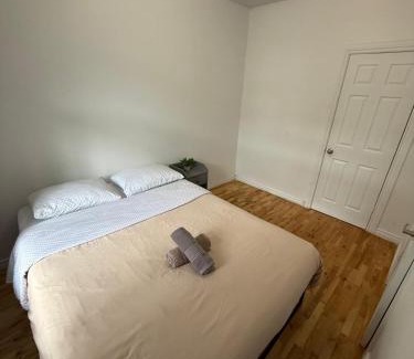 Verdun Apartment | 3 bedrooms apartment on 6eme ave Verdun