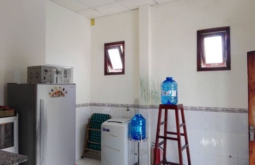 East Ham Tien Beach House | 3 Bedrooms House and big garden