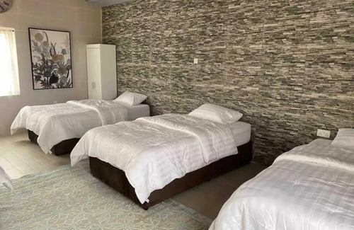 Ras Al Khaimah Other | 3 bedrooms in the farm with stay in Desert Hutnn