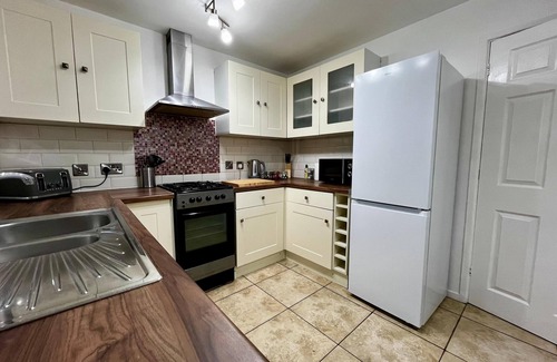 Telford House | 3 Beroom Home in Telford