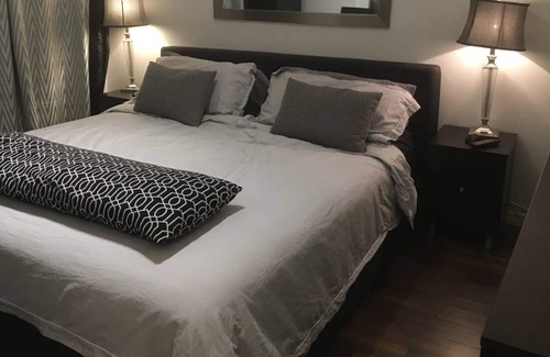 Hochelaga Apartment | 3 BRM house with private spa