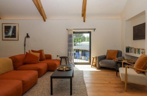 Buckfastleigh House | 3 Caddaford Barns