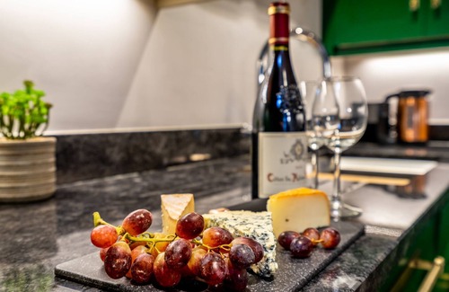 York Apartment | 3 Clementhorpe Maltings - a premium stay that sleeps 6 guests in 3 bedrooms