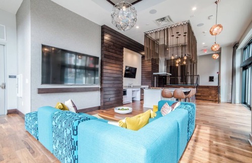 Mile Square Apartment | 3 Downtown Indy Units | Sleeps 18, Free Parking