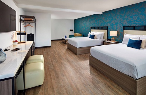 Beach Barber Tract Hotel | 3 Family-Friendly Rooms with Outdoor Pool and Close to the Beach